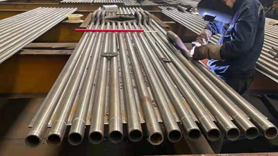 Production in Huadong Boiler Factory